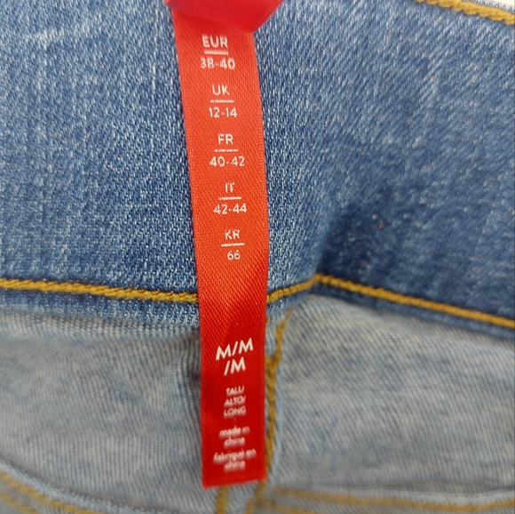 Spanx Straight Leg Pull On Jean Medium Tall 20356T - Picture 3 of 6